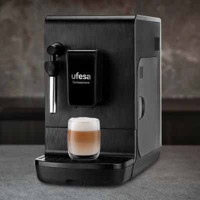 Ufesa Sensazione Totalmente automática Máquina espresso 1,4 L