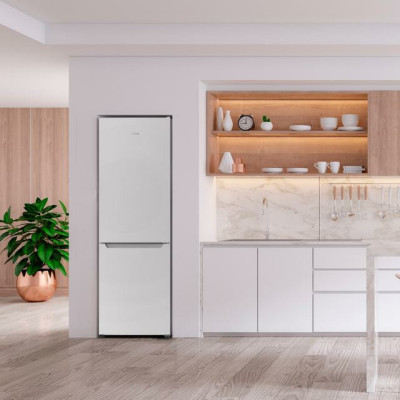 Cecotec Bolero CoolMarket Combi 250 White E nevera combi Independiente 250 L Blanco
