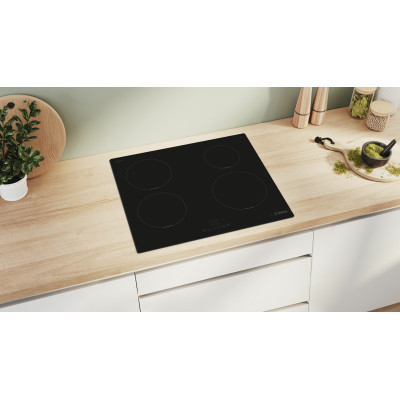 Bosch Serie 4 PUE611BB5E hobs Negro Integrado 60 cm Con placa de inducción 4 zona(s)