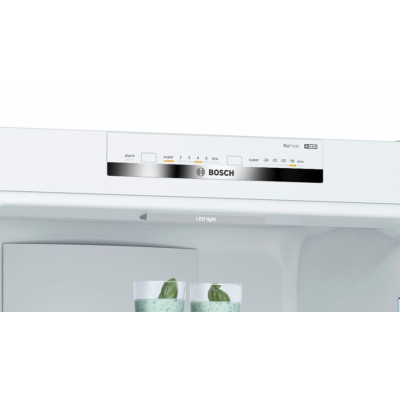 Bosch Serie 4 KGN39VWEA nevera y congelador Independiente 368 L E Blanco